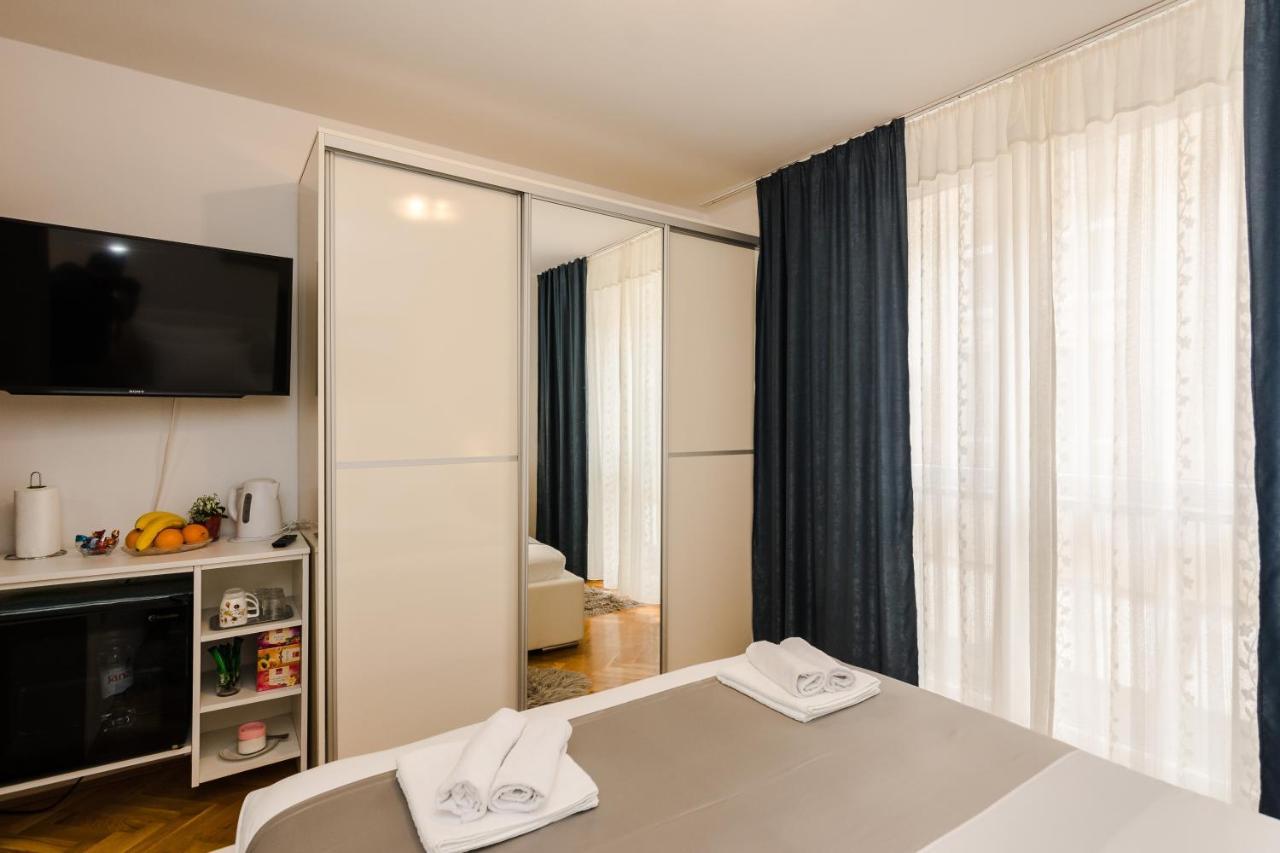 Neva Room With Private Bathroom Zadar Exterior foto