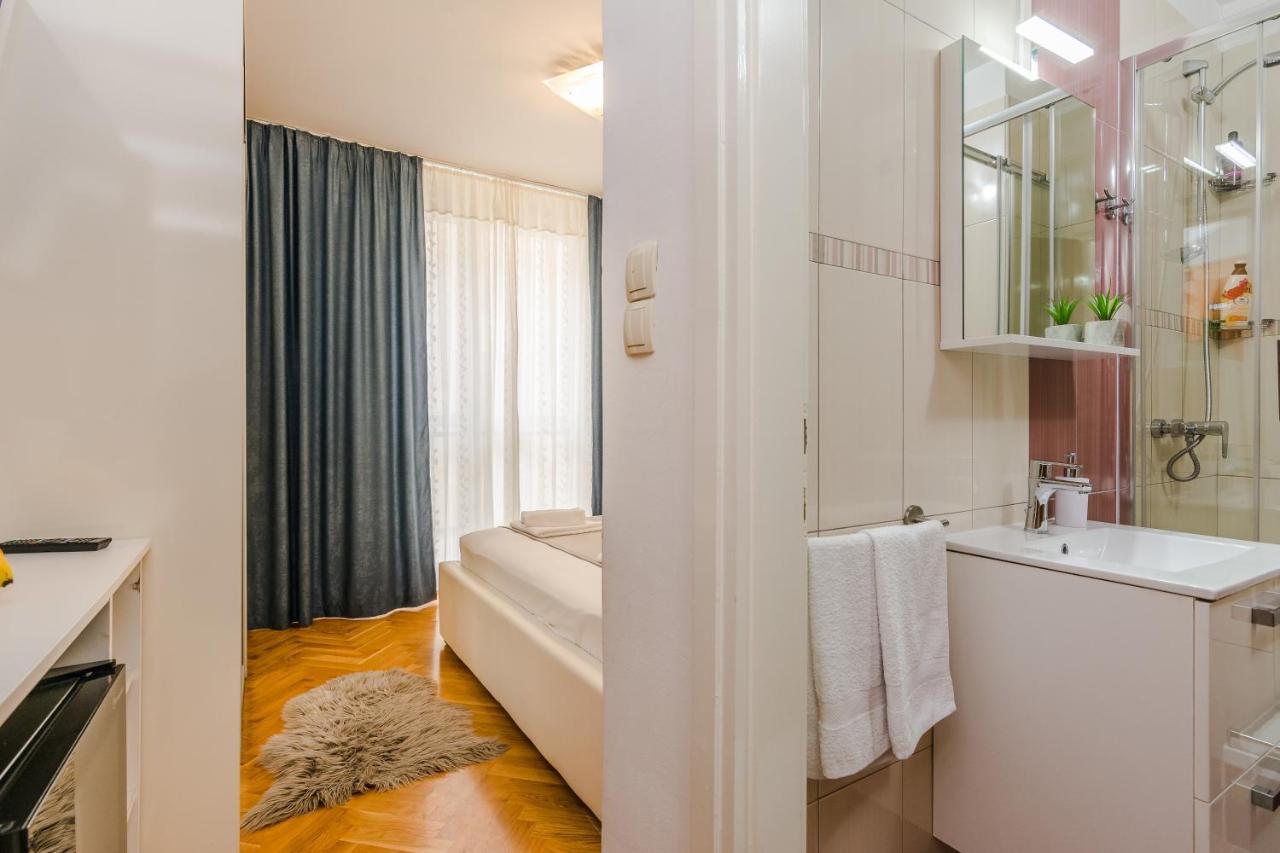 Neva Room With Private Bathroom Zadar Exterior foto